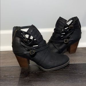 Black Massini Booties